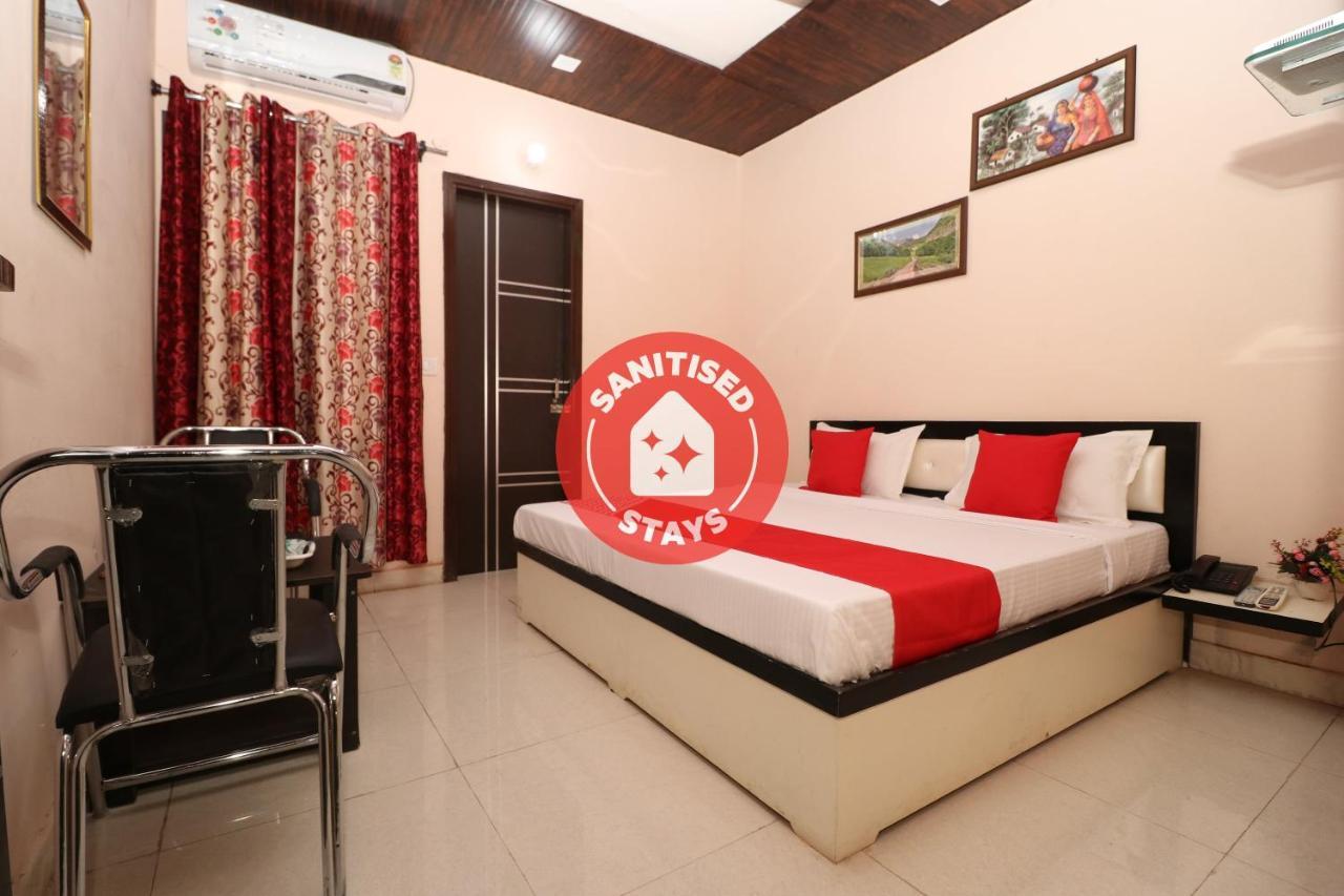 Hotel Oyo 28338 New Life Banur Zewnętrze zdjęcie