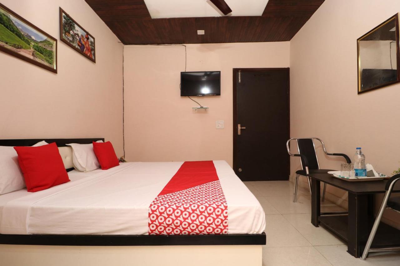 Hotel Oyo 28338 New Life Banur Zewnętrze zdjęcie